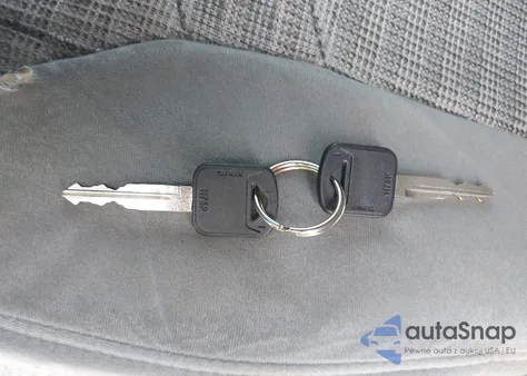 2001 Ford E-350 Super Duty Xl/Xlt из США, поврежденный, VIN 1FBSS31L41HA87132